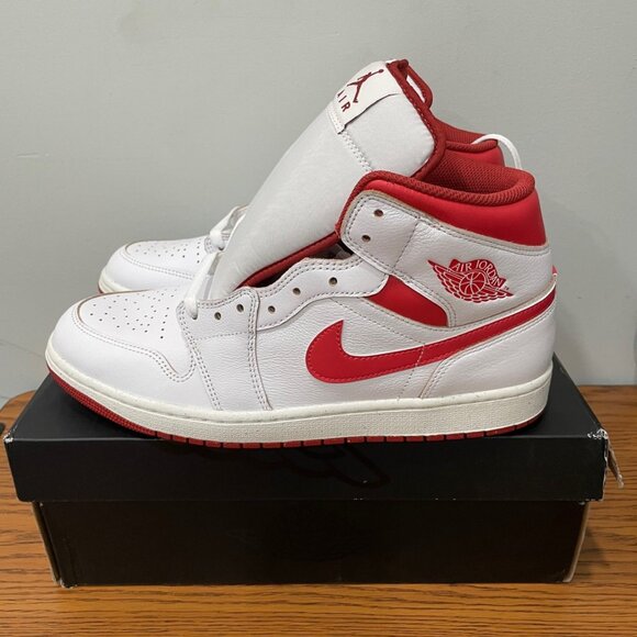 Nike Air Jordan 1 Mid Se Men's Size 11 (White Dune Red) - Picture 4 of 9